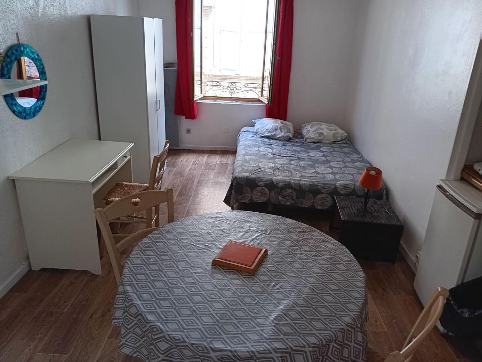 Studio Intra-Muros 5Mn Gare Centre Daire Avinyon Dış mekan fotoğraf